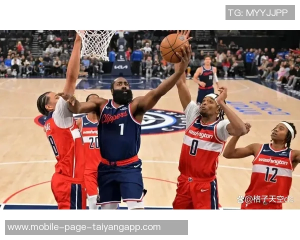 快船频繁换阵容影响战绩伤病之外的隐患不可忽视 快船频繁换阵容影响战绩伤病之外的隐患不可忽视