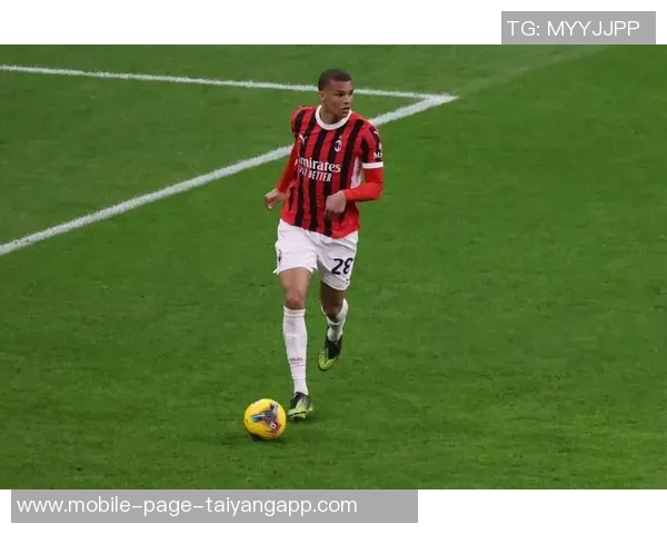 法尔克透露拜仁夏季追求雷德球员团队承诺及时通知接触情况